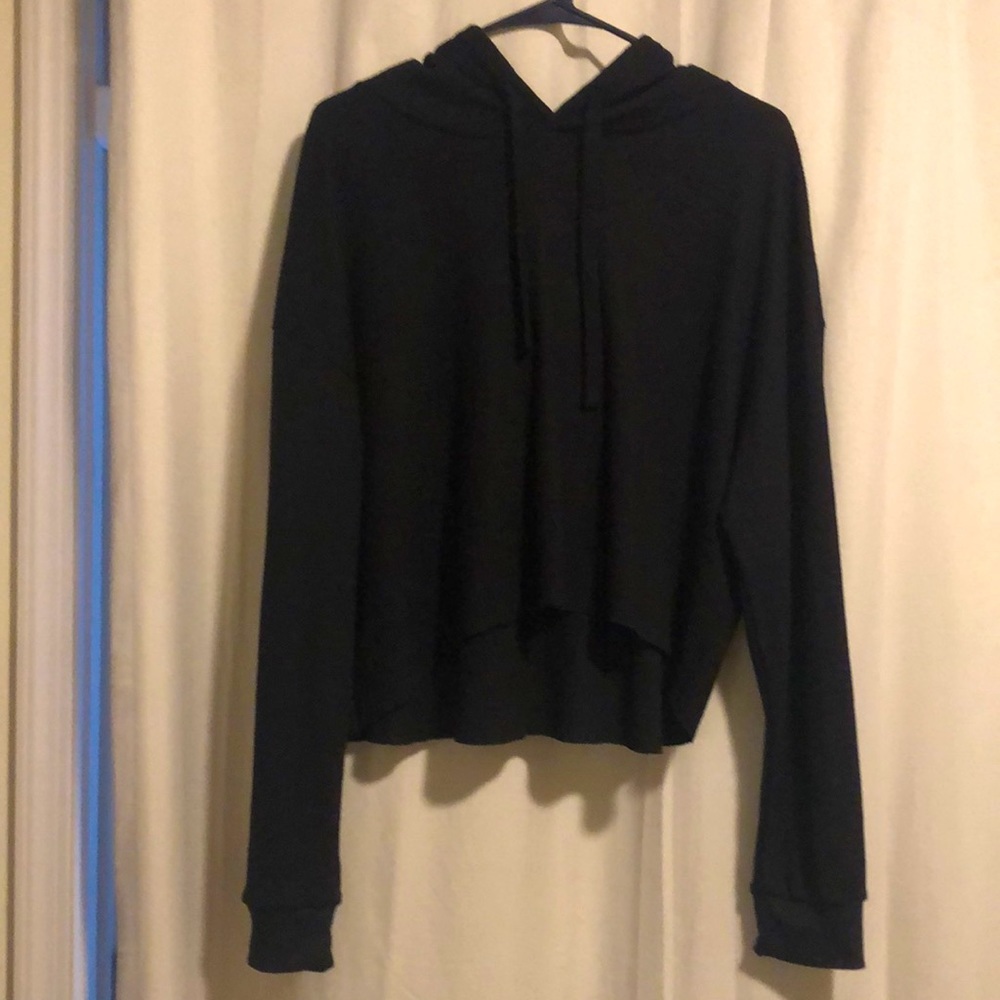 🔹4 for $30 NWT Wild Fable Black Cropped Hoodie, size Large